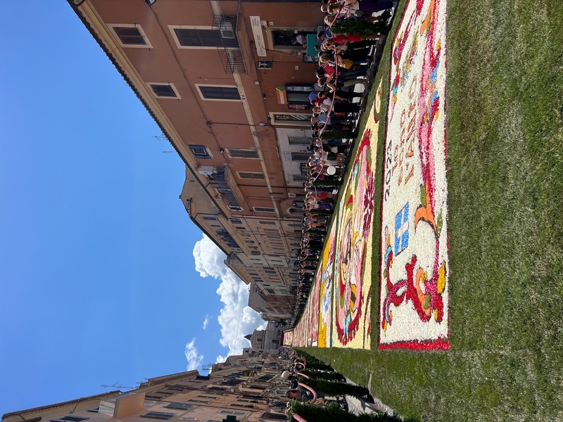 In fiorata di Genzano di Roma